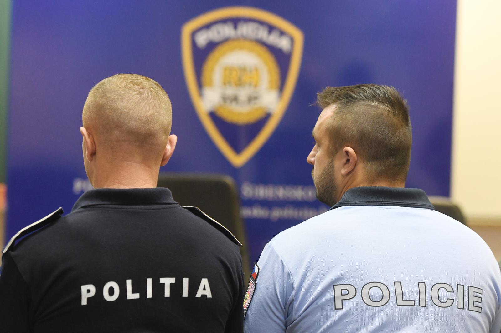 ibenik: Predstavljanje stranih policijskih slubenika u ibeniku