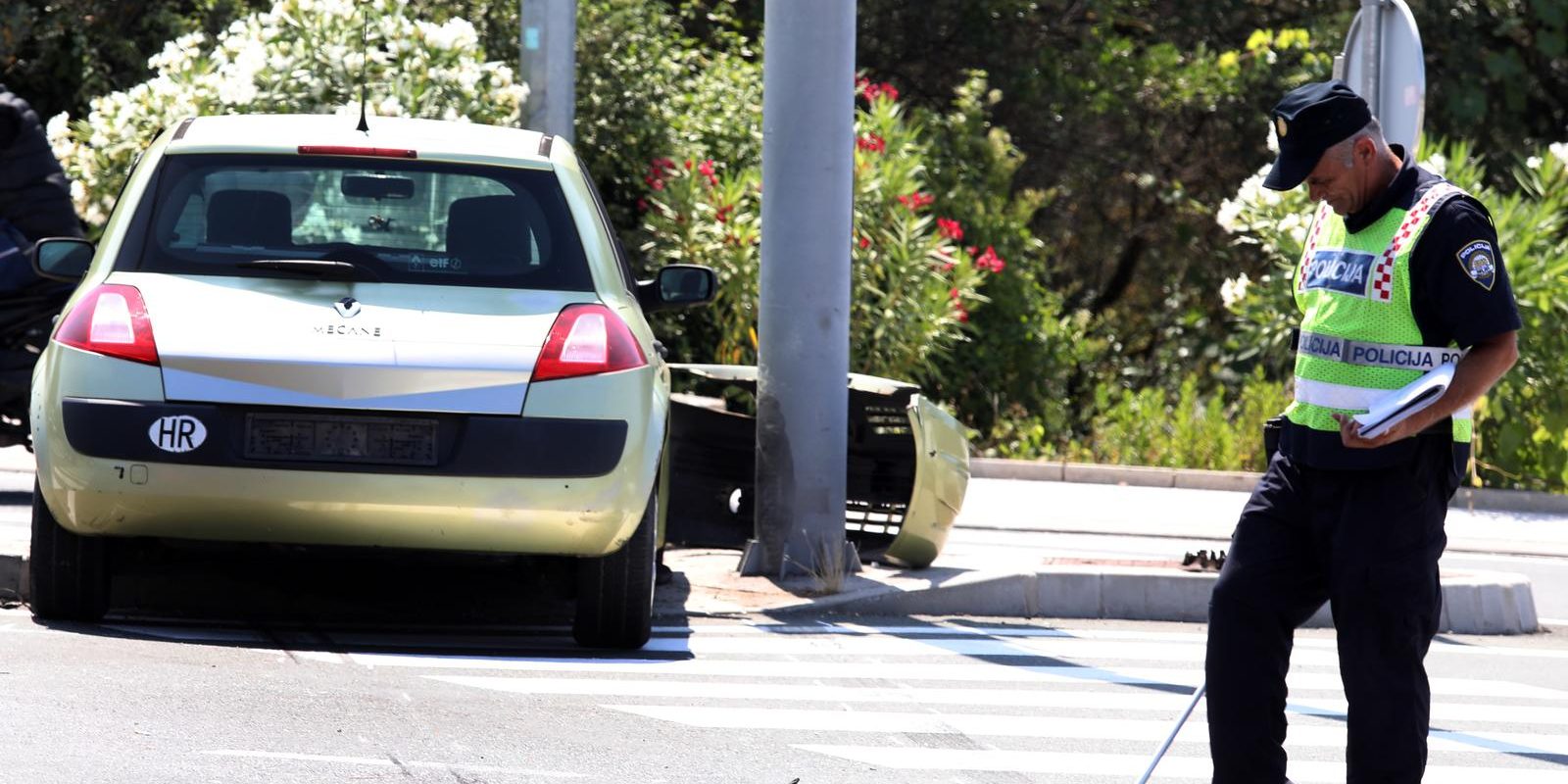 Šibenik: U sudaru dva automobila jedna osoba ozlijeđena