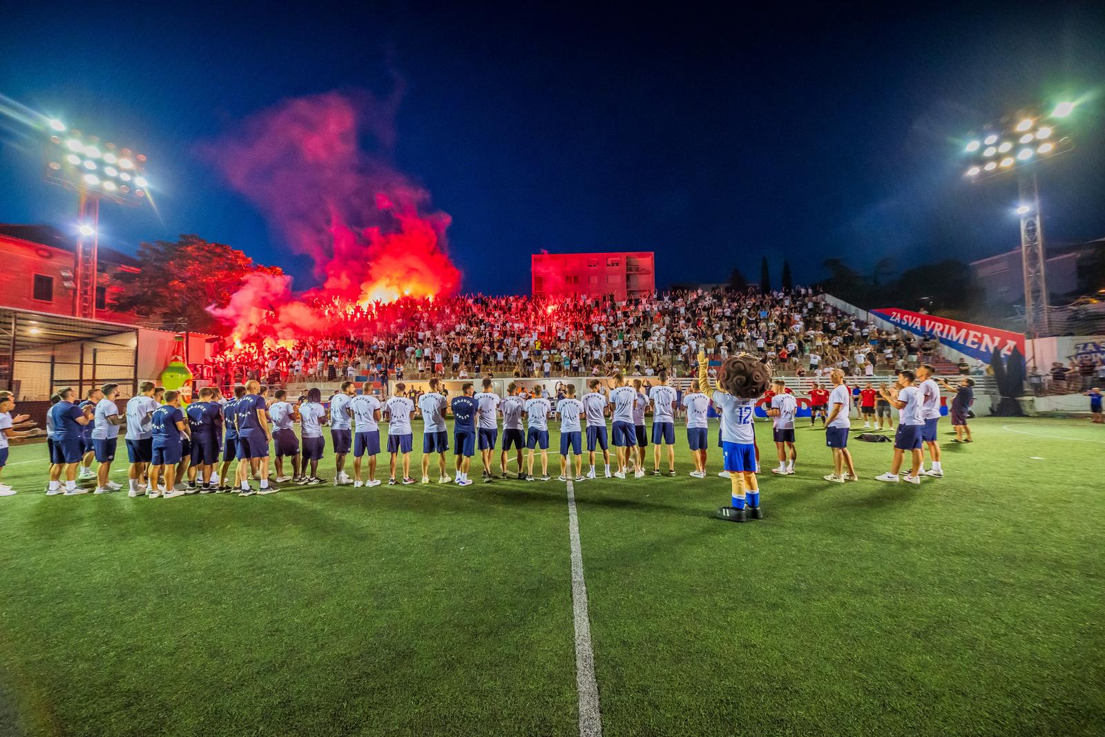 Split: Torcida kup, druženje navijača i prve momčadi Hajduka