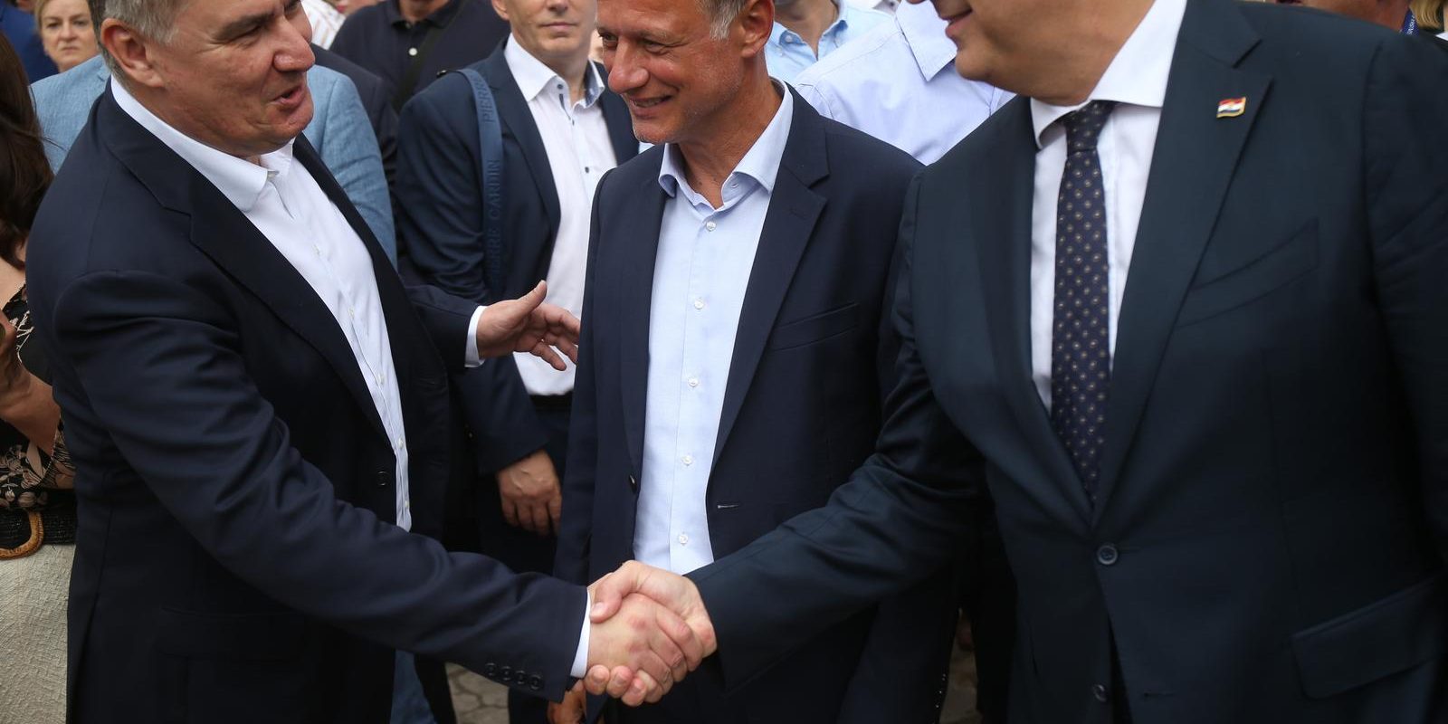 Zoran Milanović i Andrej Plenković srdačno se rukovali na 208. SInjskoj alci