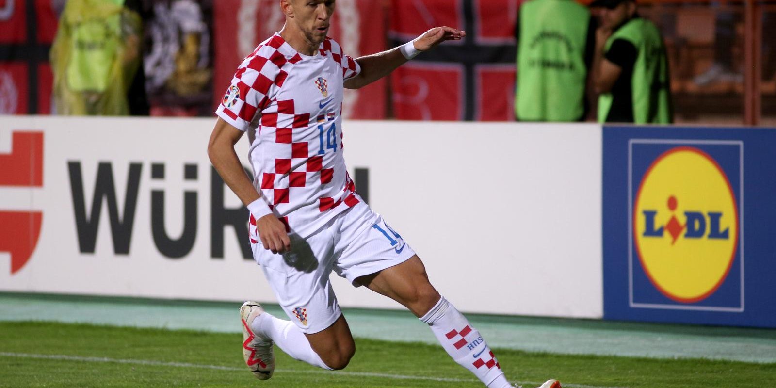 Erevan: Kvalifikacijska utakmica za UEFA Euro 2024., Armenija – Hrvatska