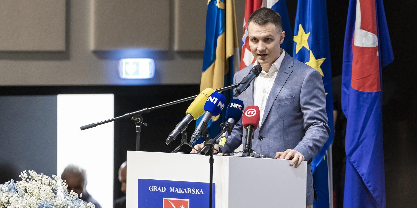 Predsjednik Republike Zoran Milanović na svečanoj sjednici Gradskog vijeća Grada Makarske