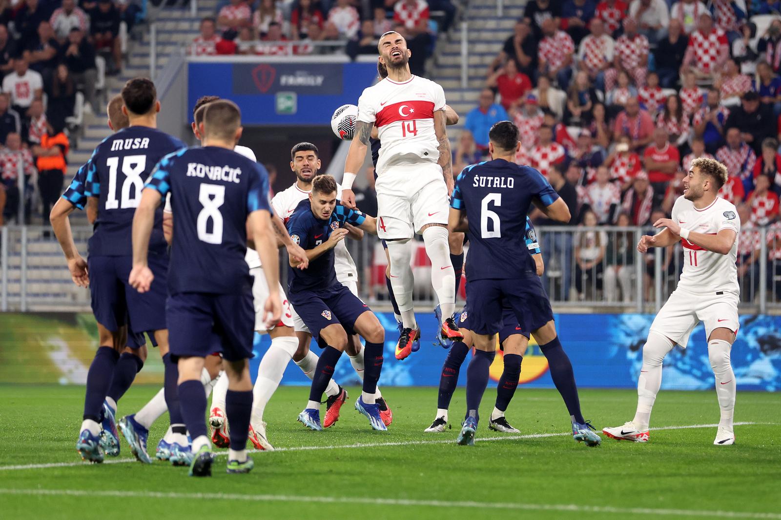Osijek: Susret Hrvatske i Turske u kvalifikacijama za EURO 2024.