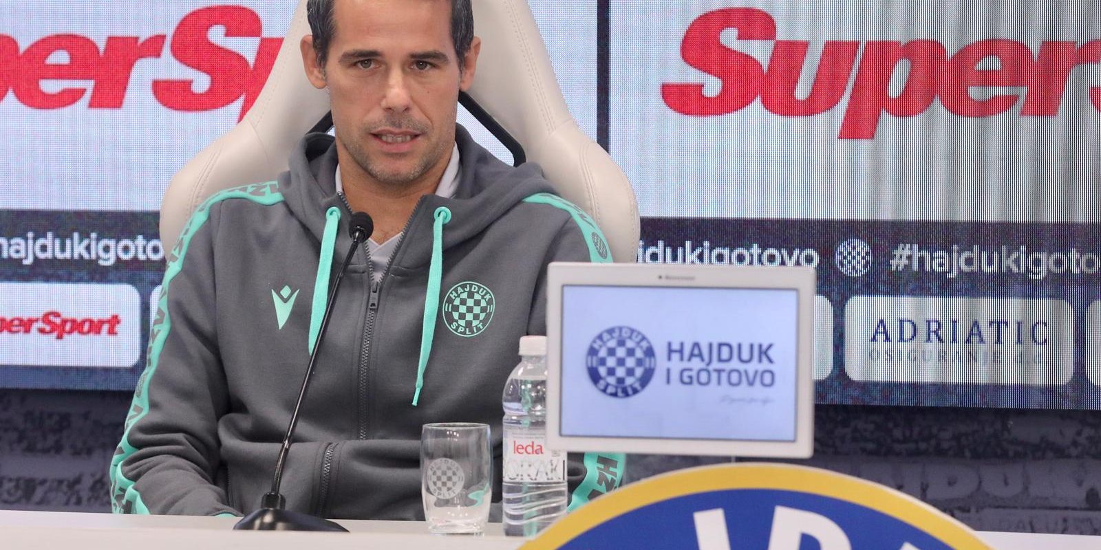 Split: MislavKariglan održao konferenciju za medije uoči utakmice Hajduk – Varaždin