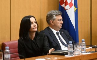 Zagreb: U Saboru je u tijeku rasprava o povjerenju ministrici Mariji Vučković