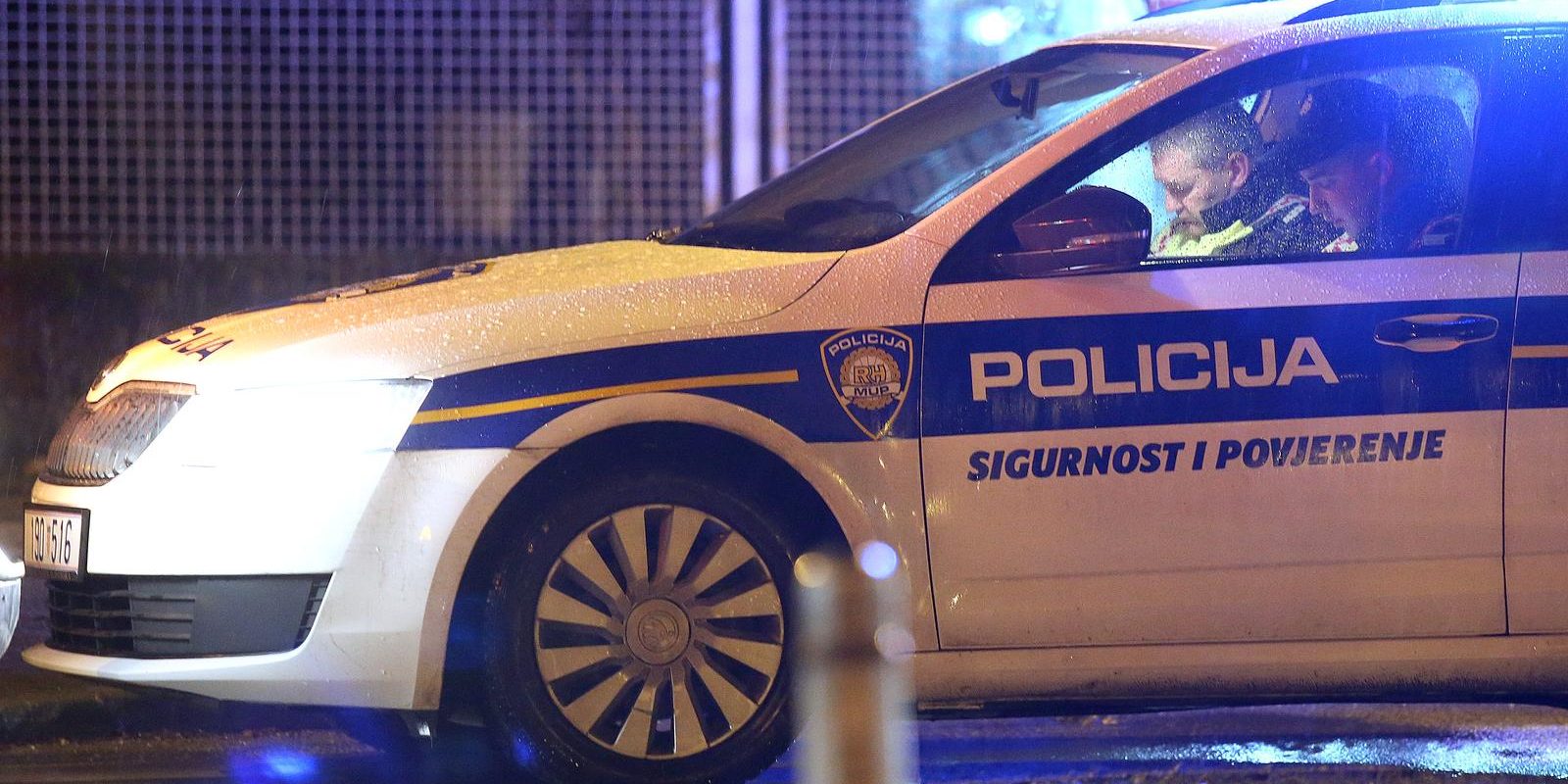 Zagreb: Automobil naletio na pjeaka u ulici Gustava Krkleca