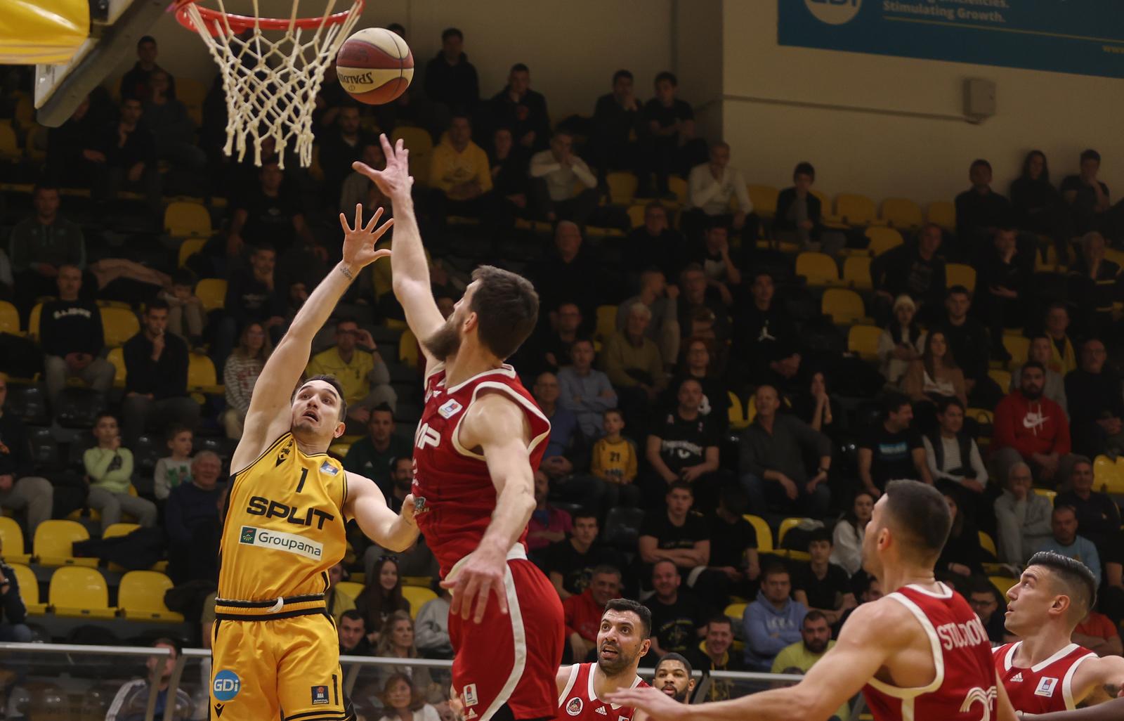 KK Split i KK FMP susreli se u 18. kolu ABA lige u Splitu