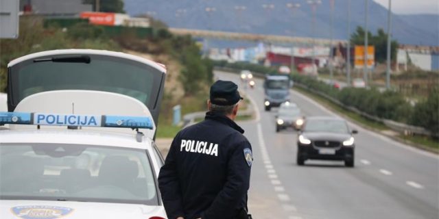 darujmo kastela