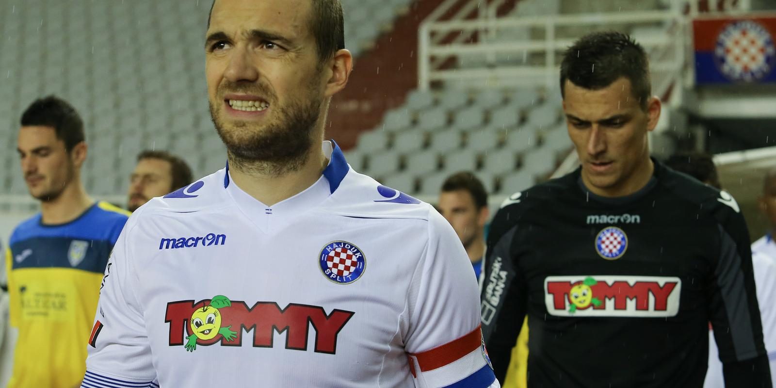 Split: Na terenu natopljenom kiom odigrana utakmica HNK Hajduk – NK Inter Zaprei?