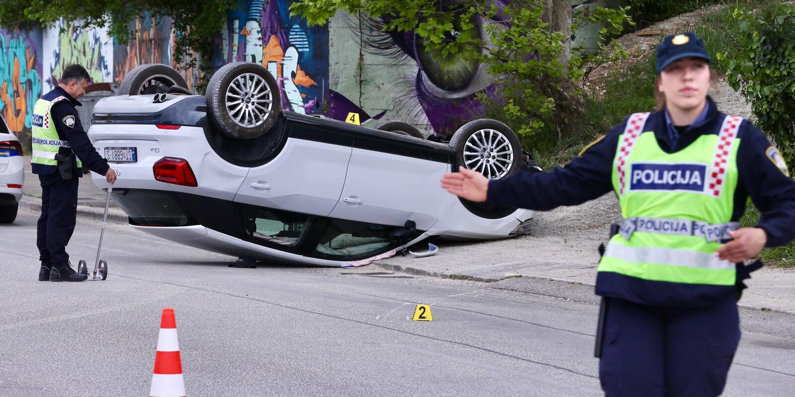 Split: Automobilom naletio na pješaka, oboje zatražili liječničku pomoć