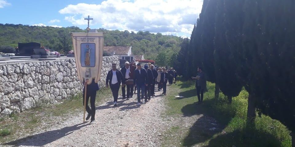 Procesija sv Marka2 Podbablje – 021 portal