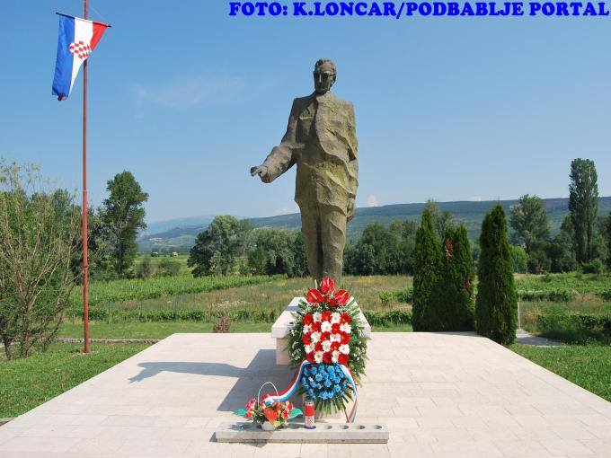 Spomenik Tuđmanu Kamenmost – 021 portal