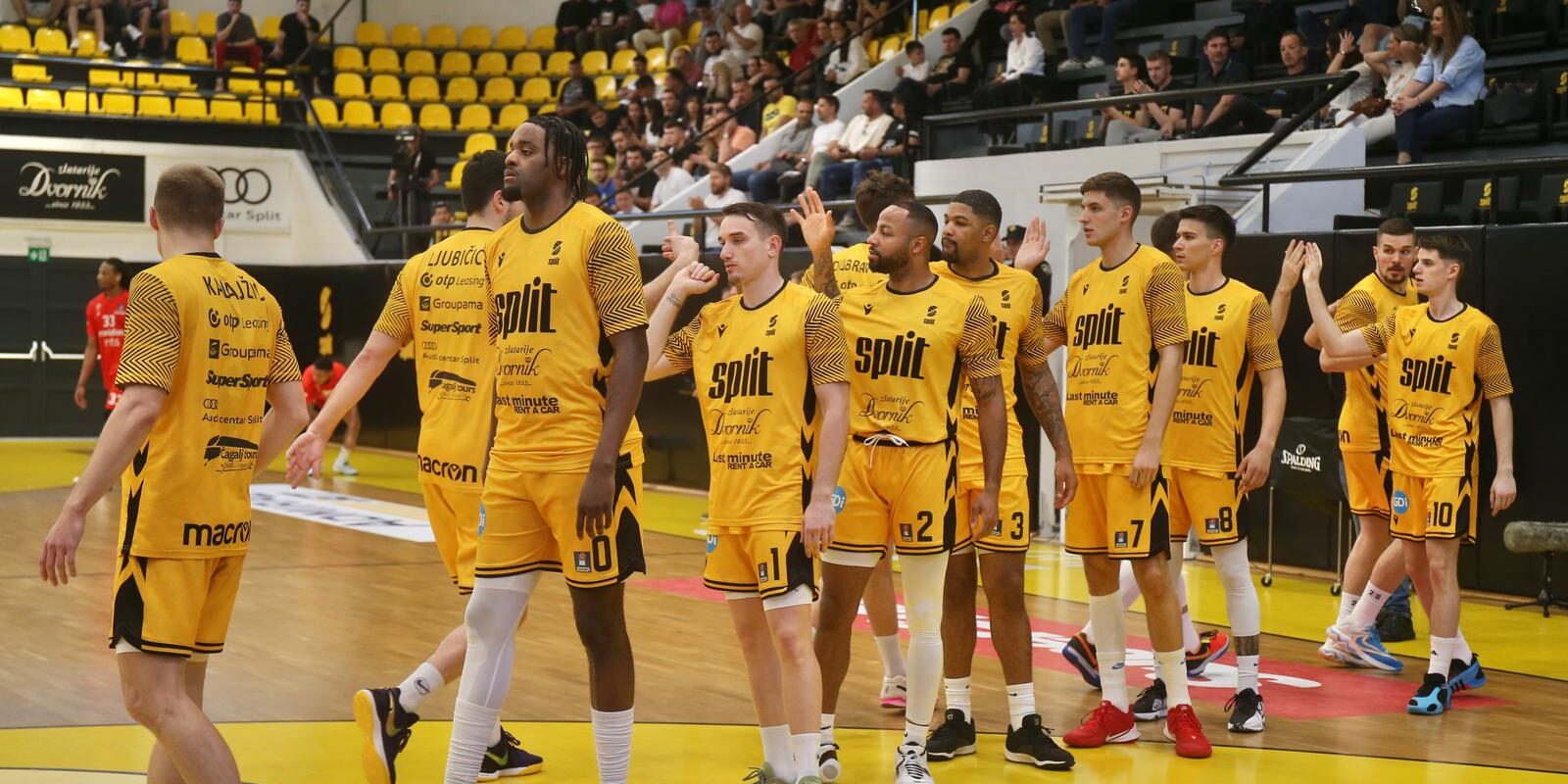 Split: Utakmica 26. kola regionalne košarkaške ABA lige, KK Split – KK Crvena zvezda
