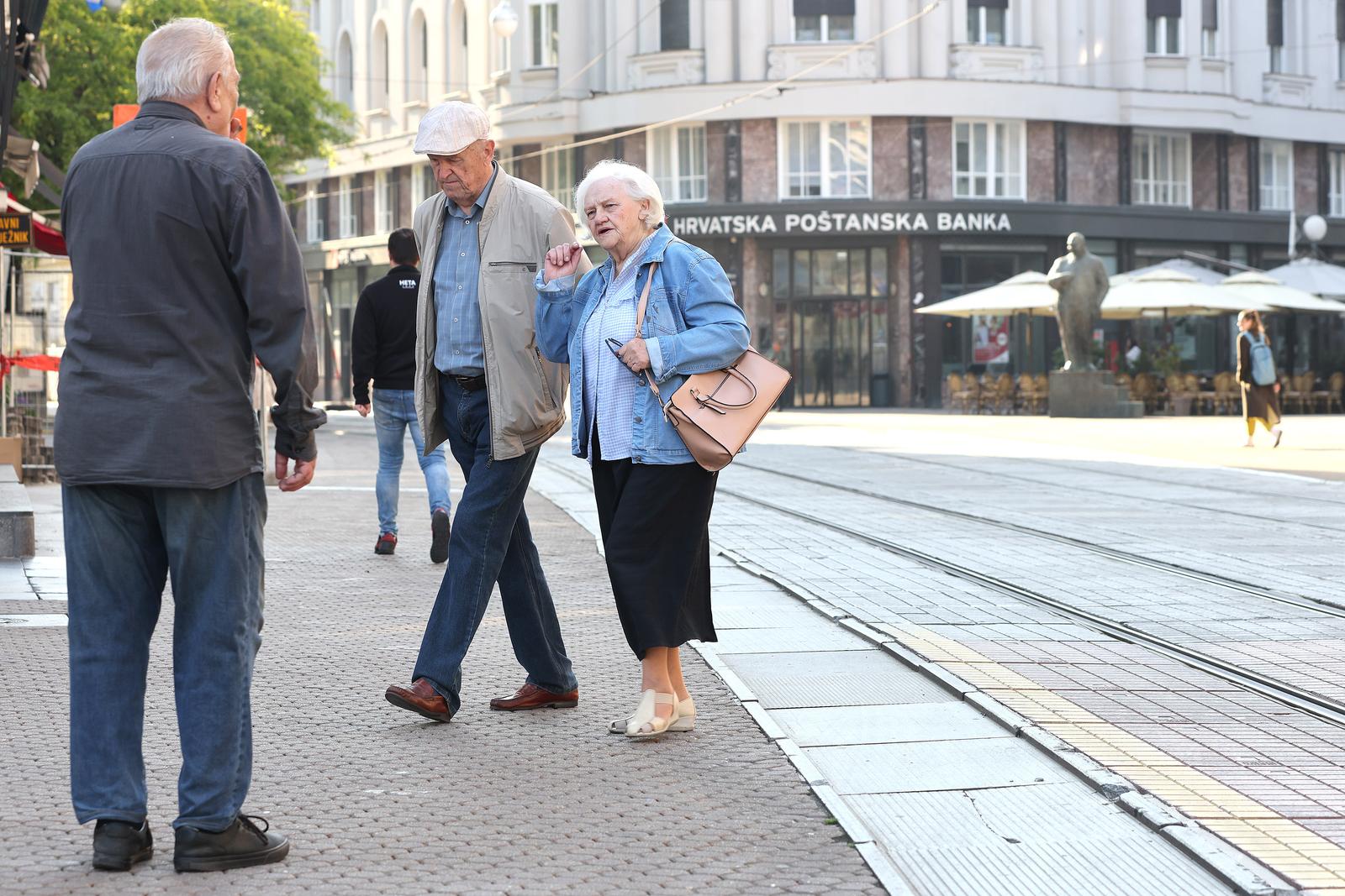 Zagreb: Mirovine za svibanj u HPB-u tek 4. lipnja