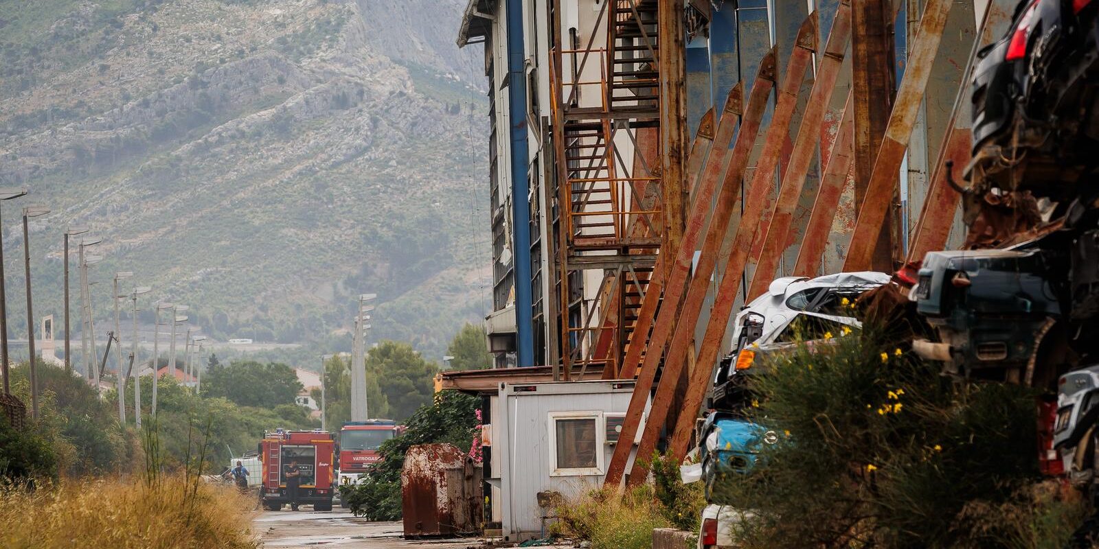 Kaštel Sućurac: U krugu željezare izbio je požar