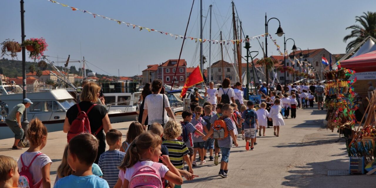 FOTO TZ STARI GRAD 2