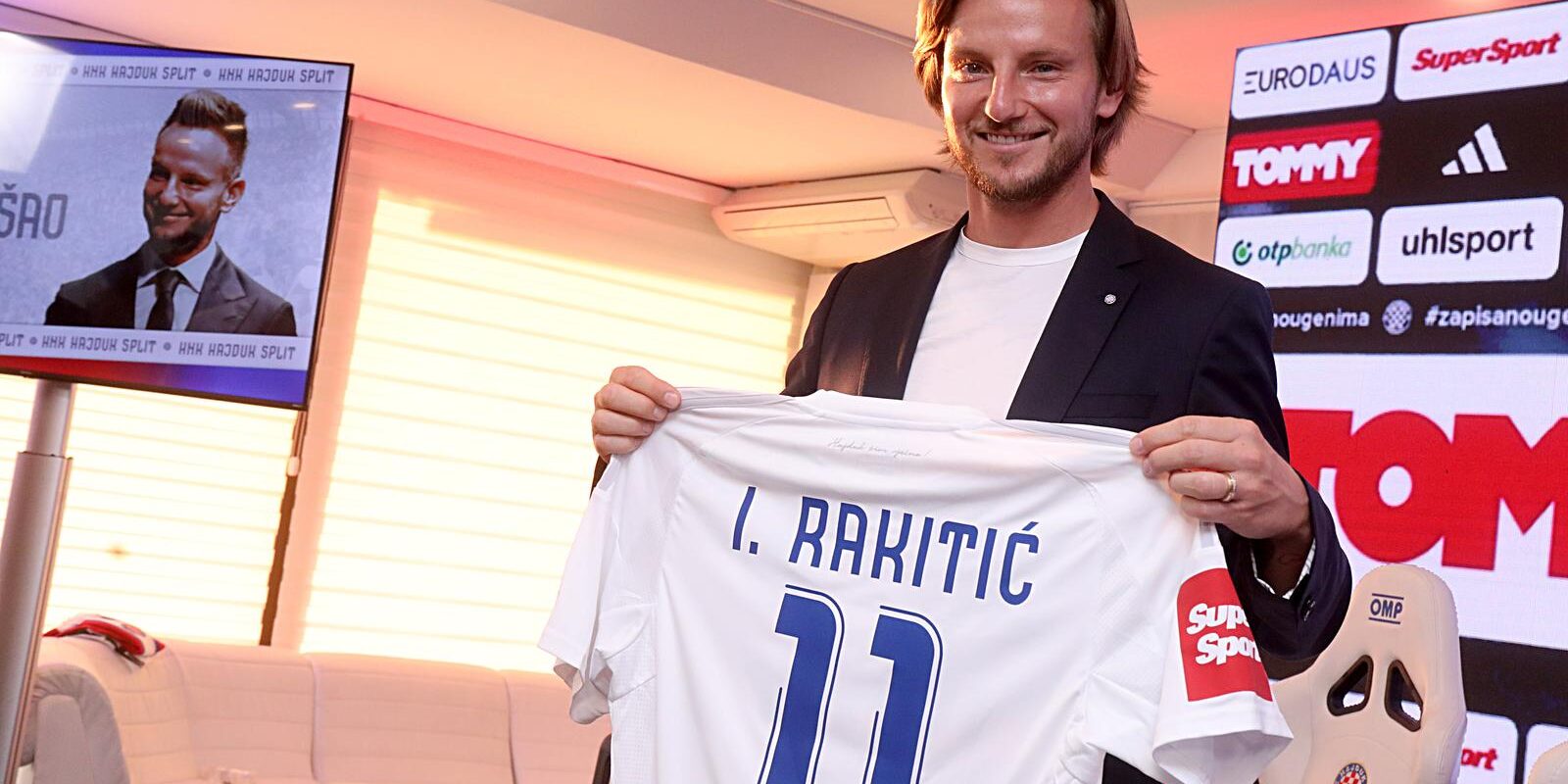 Ivan Rakitić stigao u Split i potpisao ugovor s HNK Hajduk