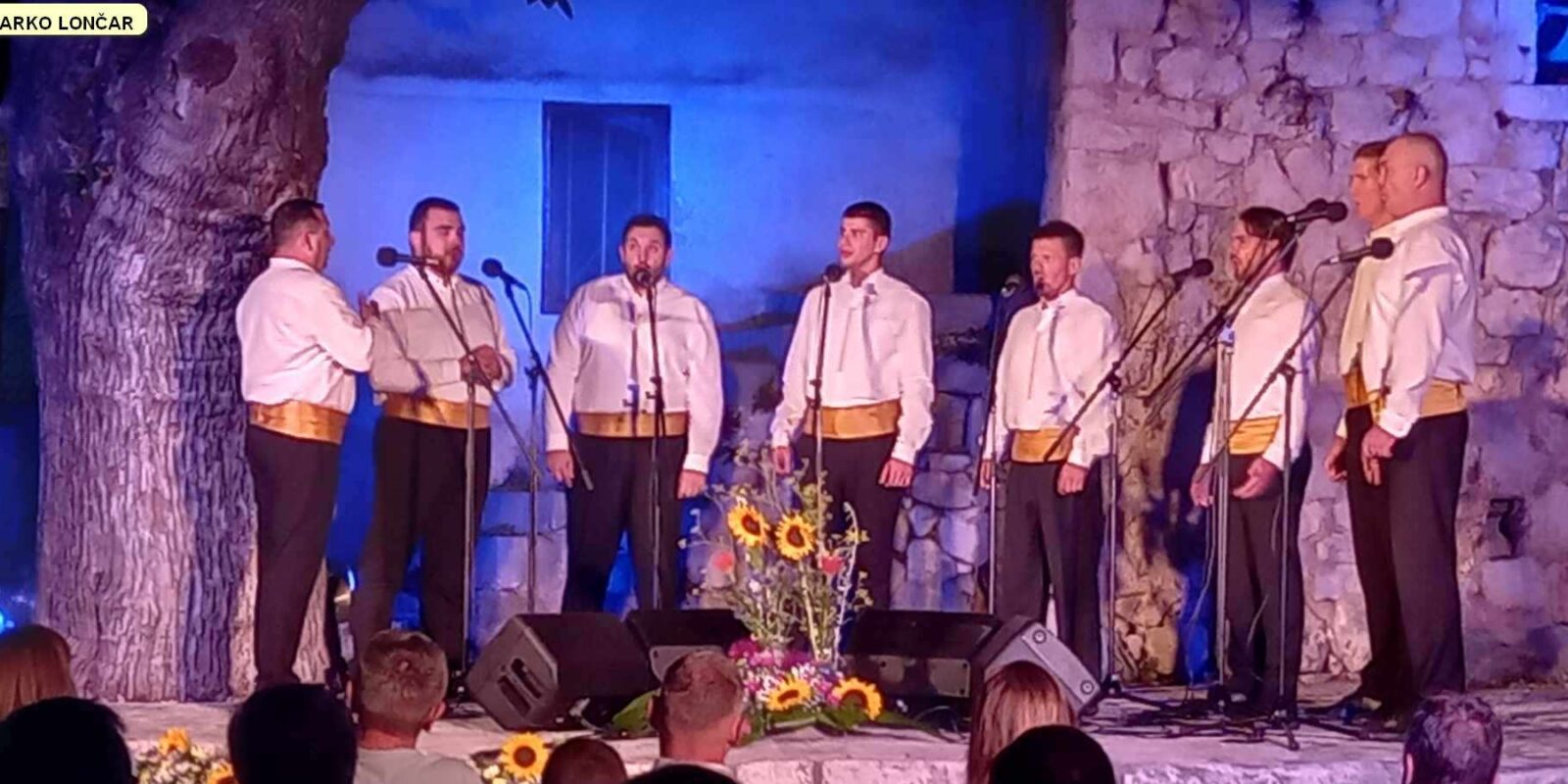 Klapa Batuda 8.smotra Zadvarje – izvještaj 021 portal