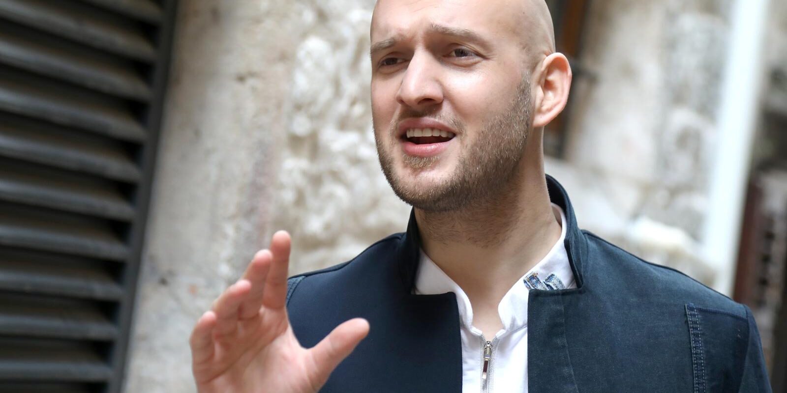 Šibenik: Marko Škugor snimio novi spot u kojem je i glumica Mirna Mihelčić