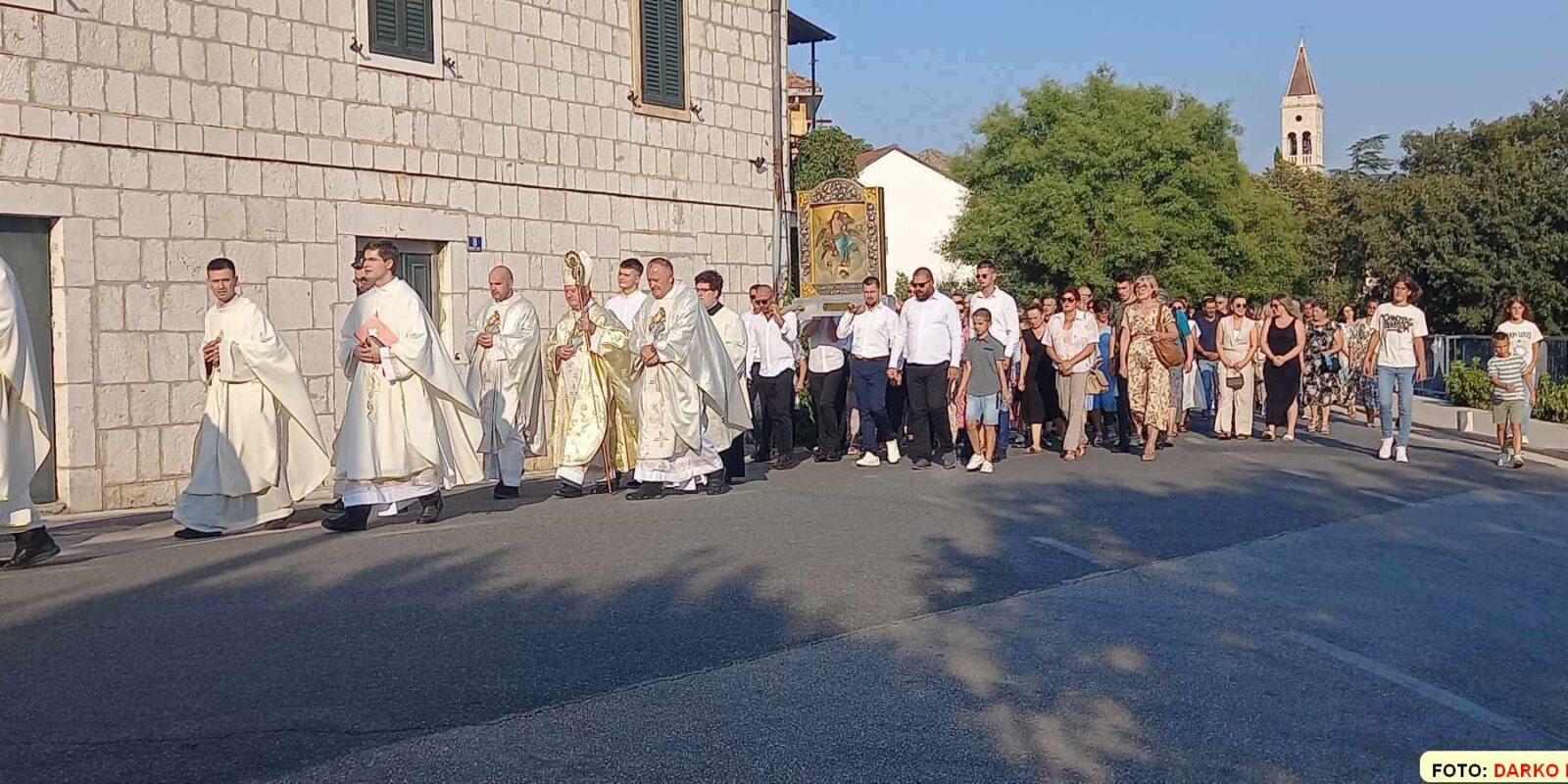 Procesija Dan grada IM24 – 021 portal