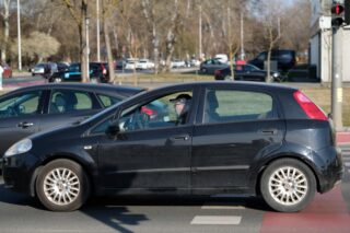 Unatoč visokim cijenama goriva, u autima i dalje po jedan putnik