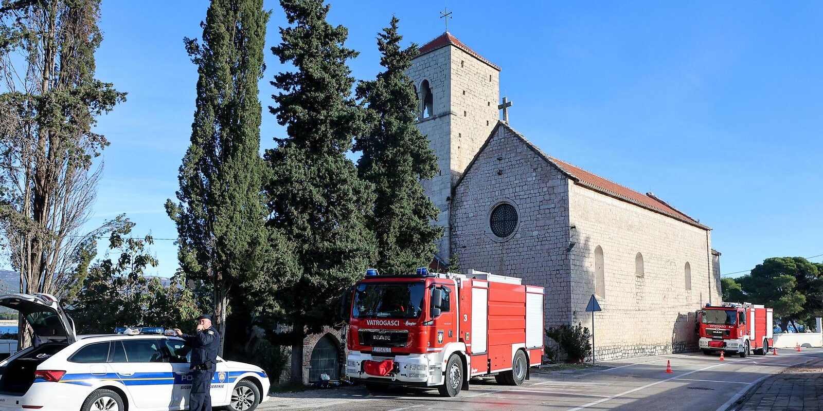 Jutro nakon velikog požara u samostanu sv. Križ na Čiovu