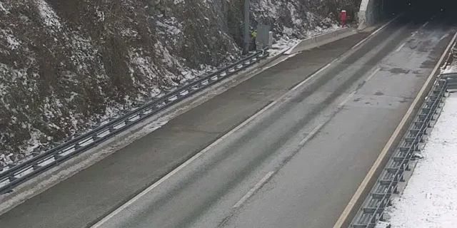943.jpg