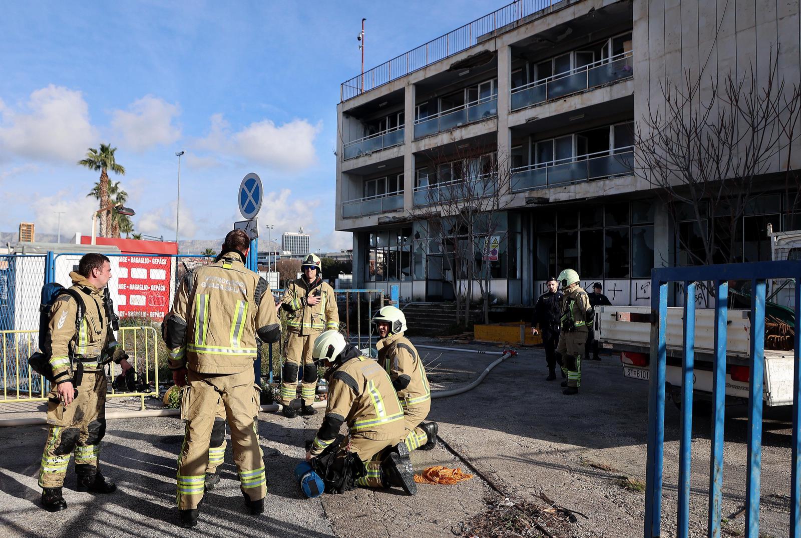 Split: U zgradi Dalmacijavina ponovno je izbio požar, brzo je ugašen