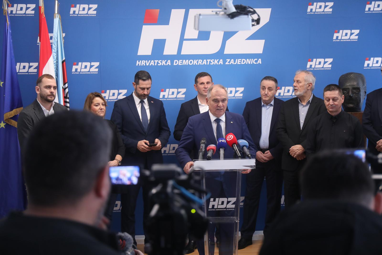 Split: Konferencija za medije HDZ-a Splitsko-dalmatinske županije uoči 2. kruga izbora za predsjednika RH