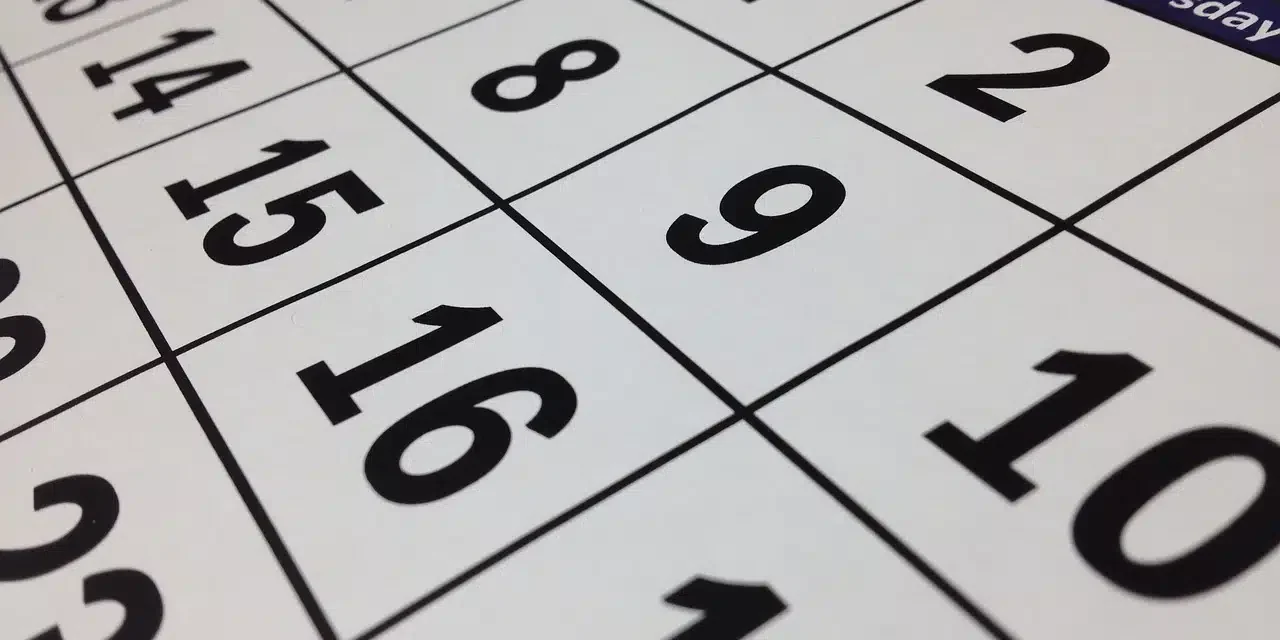 calendar-660670_1280.jpg