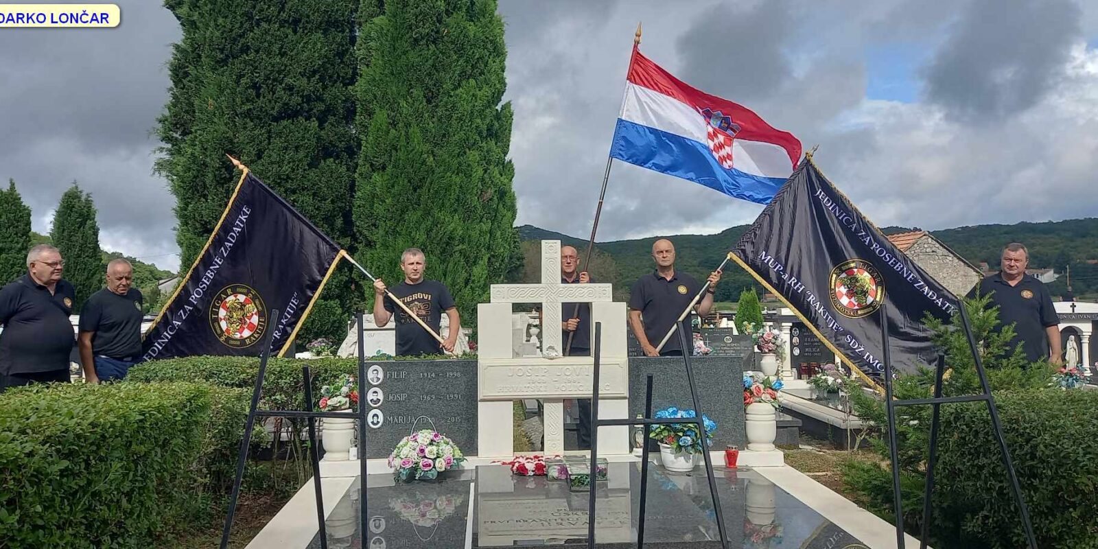 Imotski Tigrovi na grobu Josipa Jovića – 021 portal