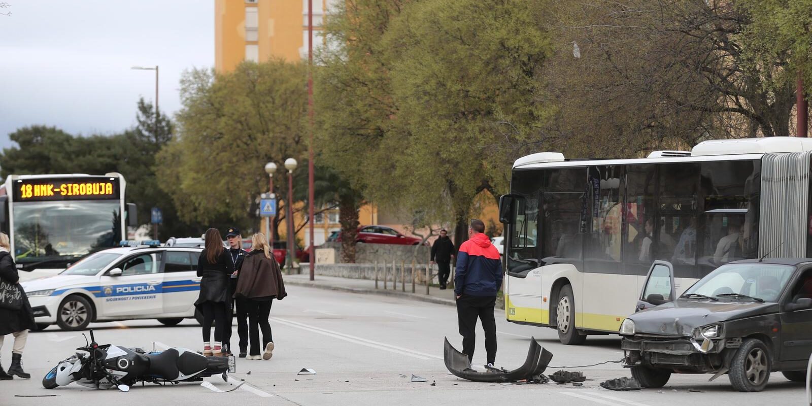Split: Policijski očevid nakon sudara motocikla i automobila