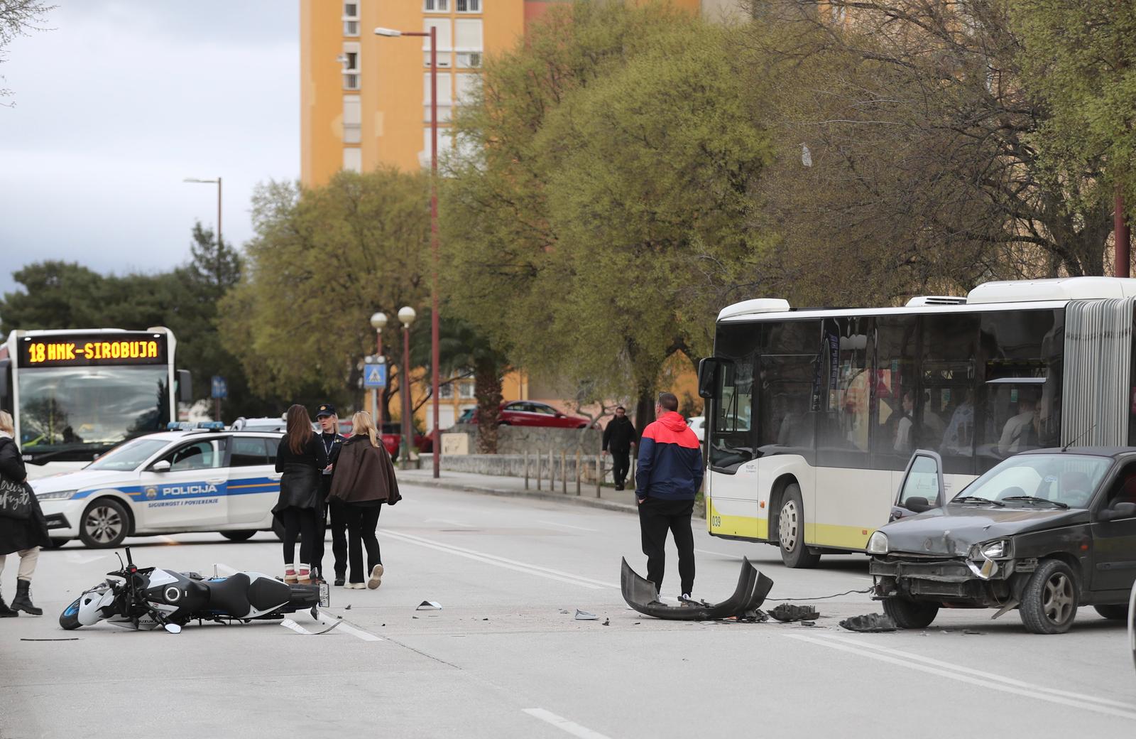 Split: Policijski očevid nakon sudara motocikla i automobila