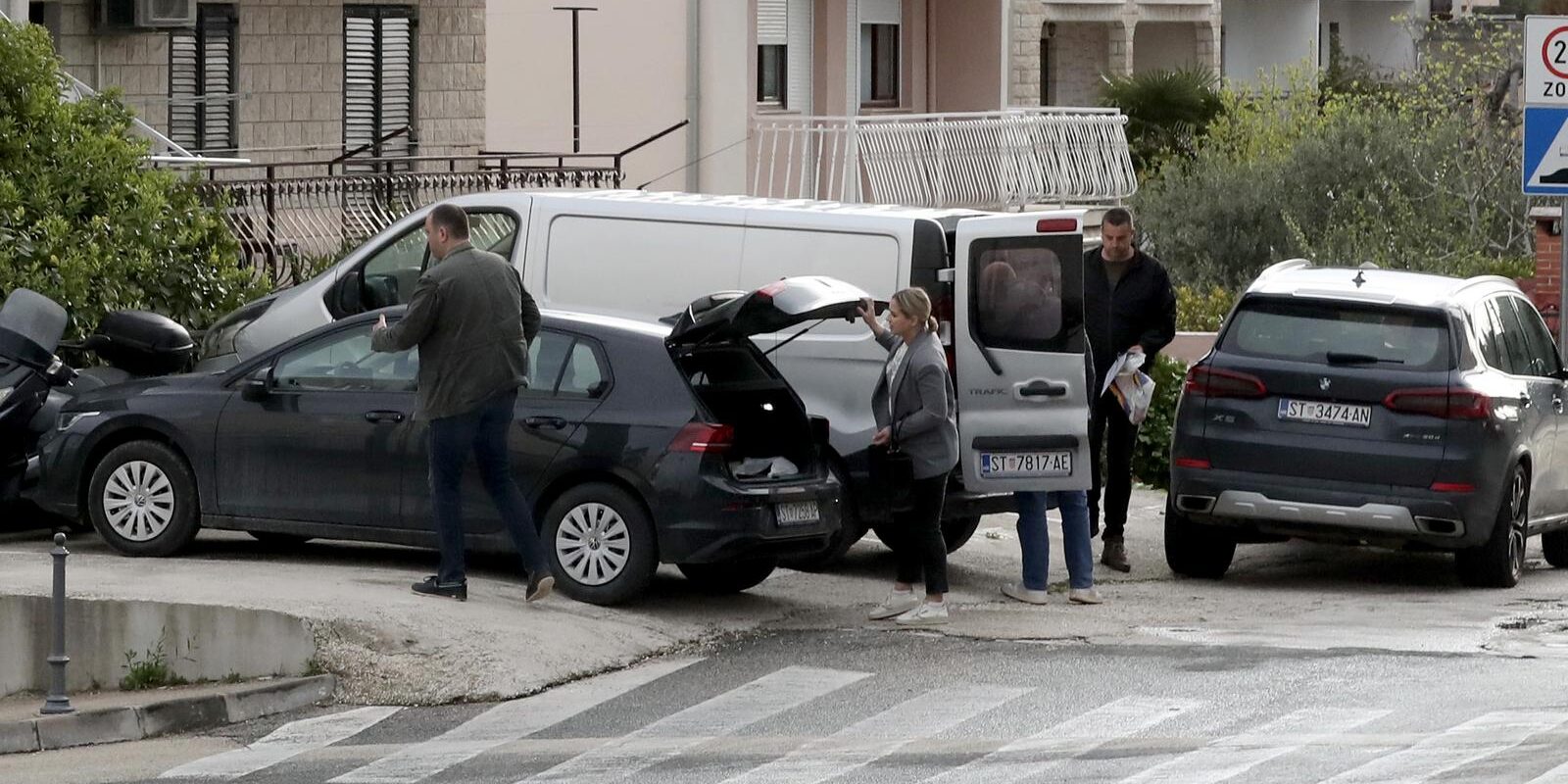 Split: USKOK priveo Ivana Lesandrića zbog bespravne gradnje kuće u Katunima