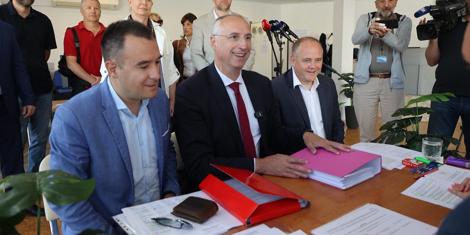 Split: Ivica Puljak predao potpise za lokalne izbore