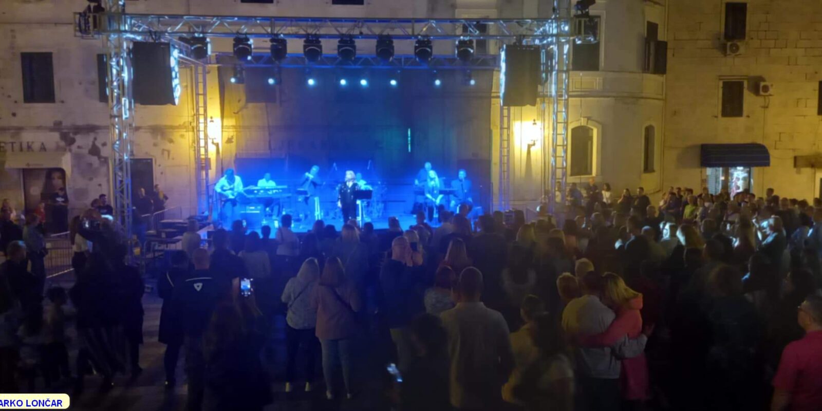 Jasna Zlokić koncert MA publika – 021 portal