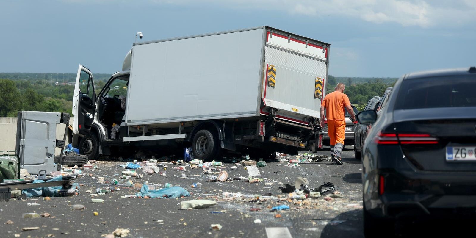 Sudar kamiona i kombija na autocesti A1 nekoliko kilometara prije Karlovca