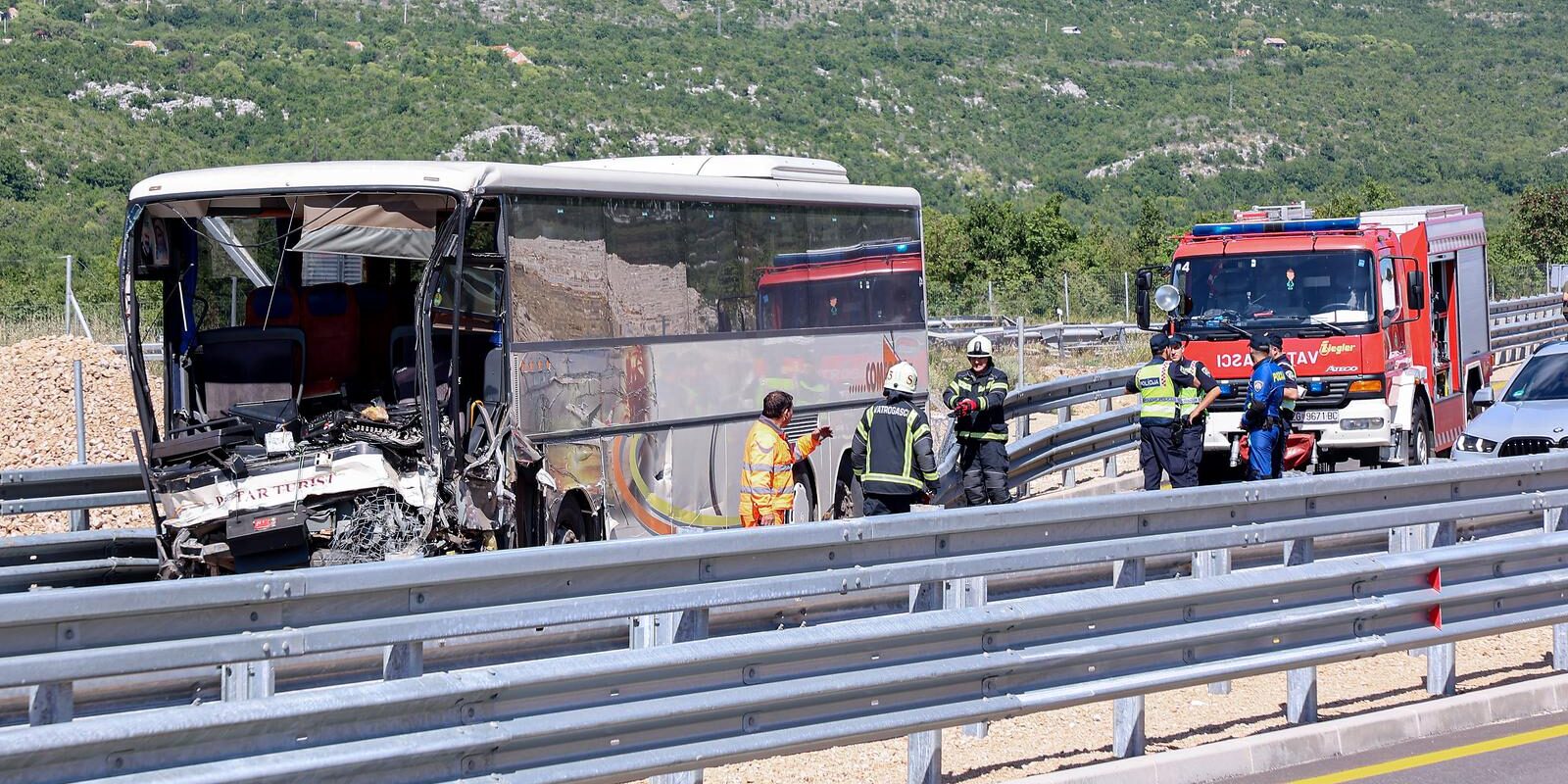 Sudar dva autobusa na A1 u blizini izlaza Vučevica u smjeru Zagreba