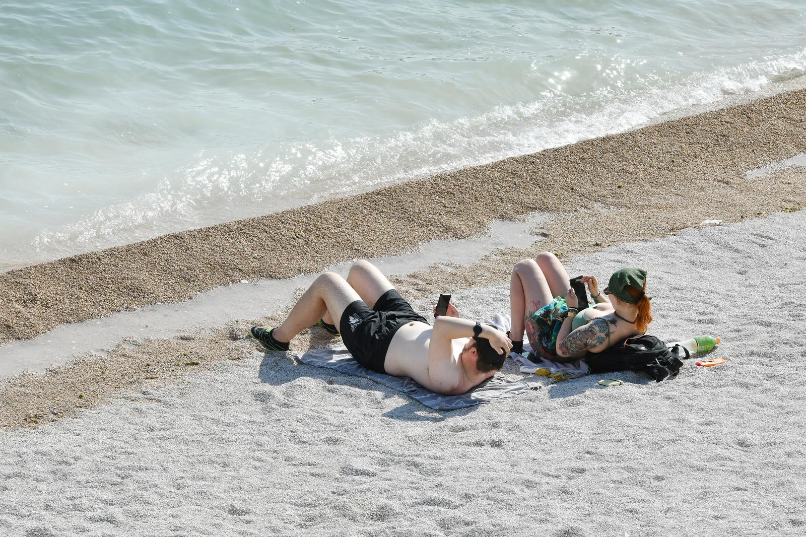 ibenik: Poslijepodnevno uivanje uz gradsku plau Banj