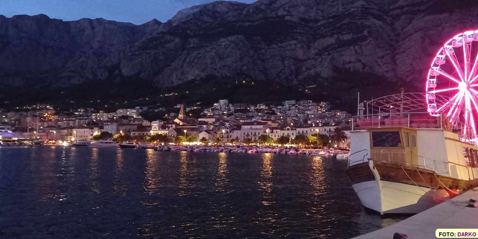 Makarska noću – najava 021 portal