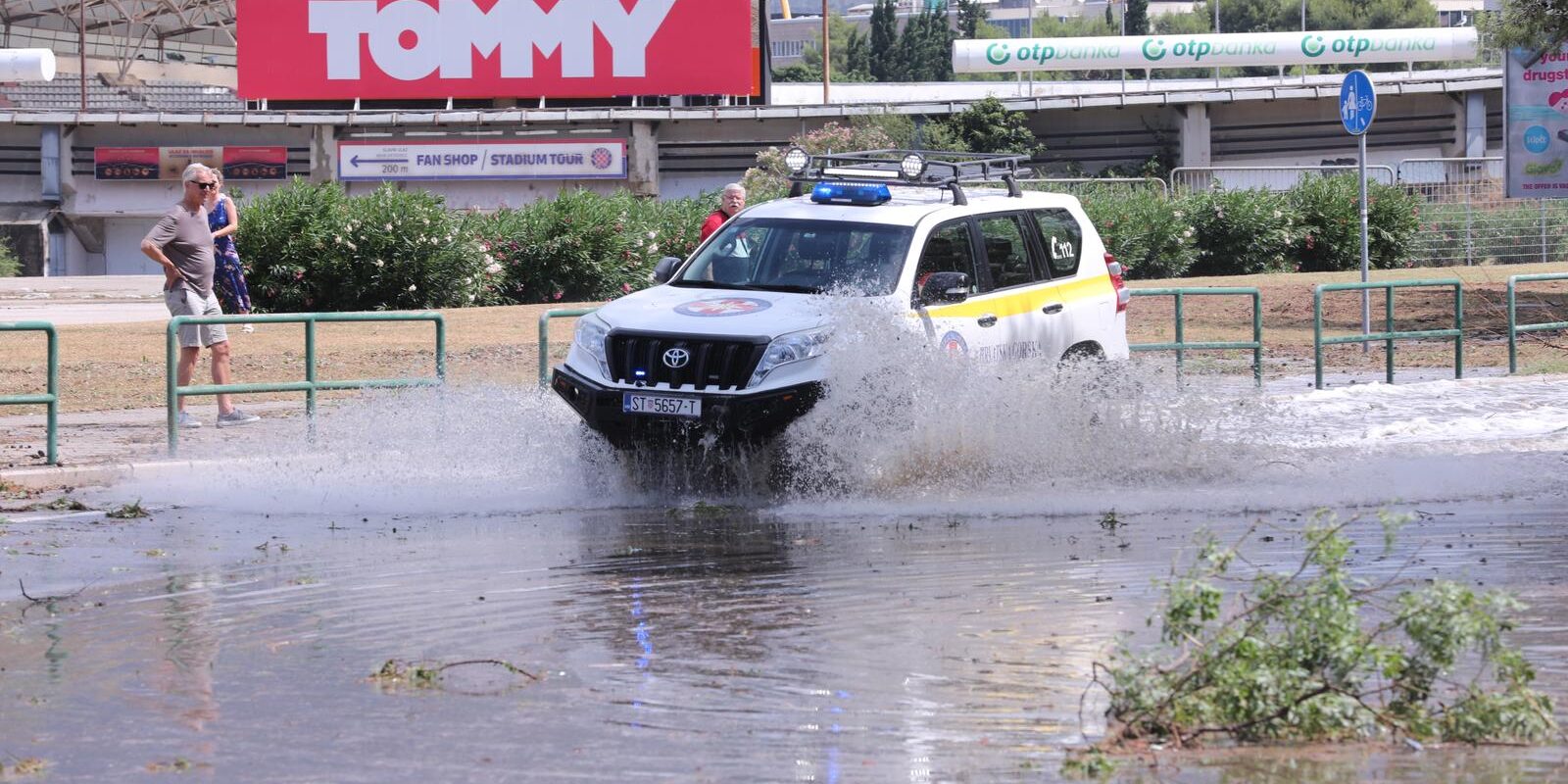 Velike štete u okolici Poljuda nakon oluje koja je poharala Split