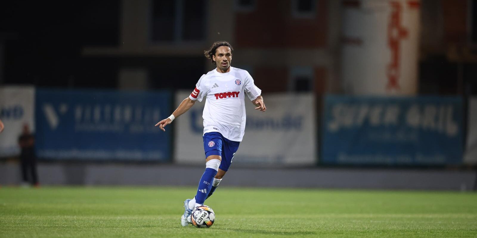 Posušje: Prijateljska utakmica Posušje – Hajduk u rasprodanom stadionu
