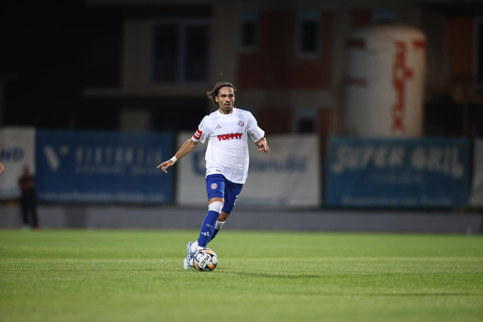 Posušje: Prijateljska utakmica Posušje – Hajduk u rasprodanom stadionu