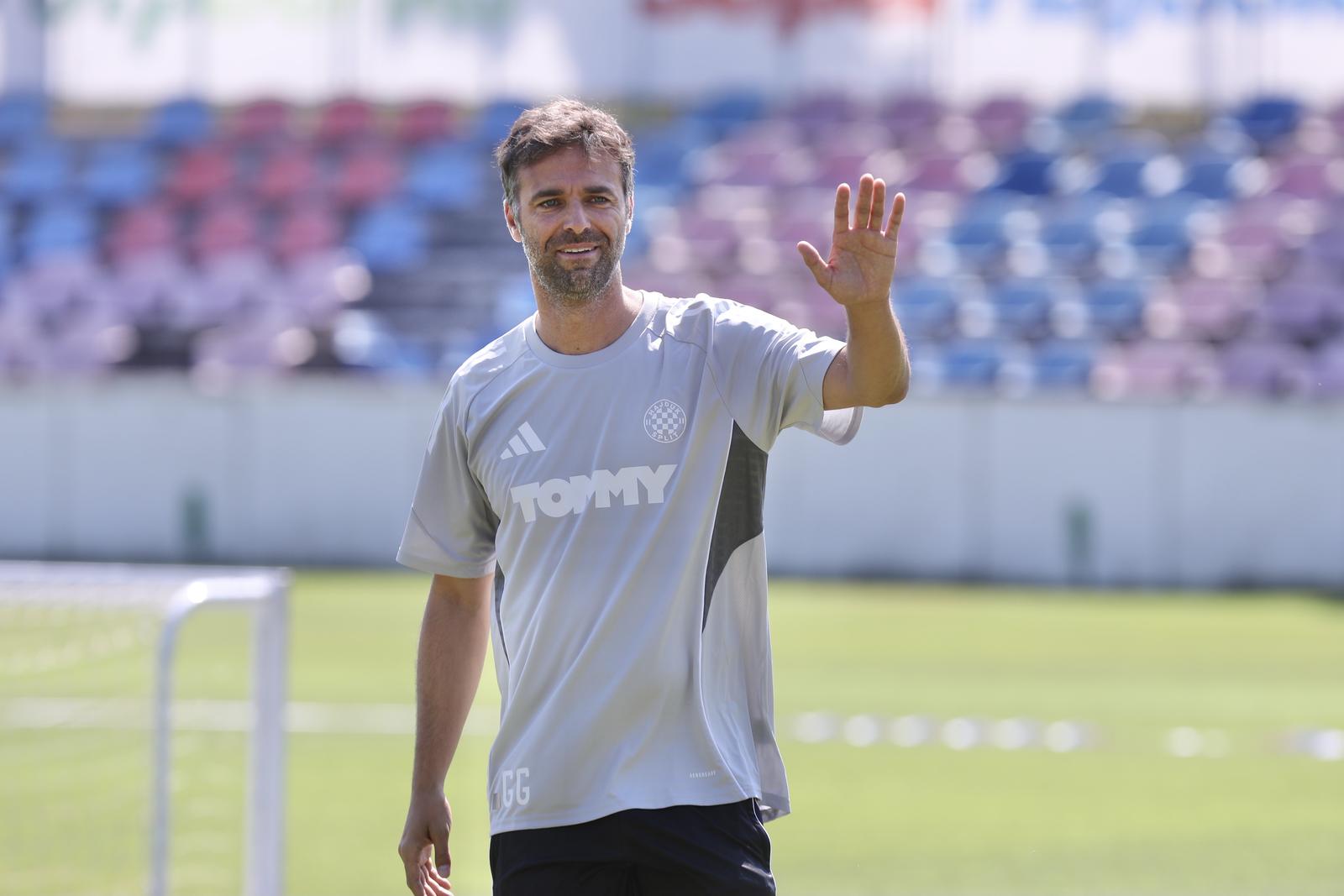 Split: Prozivka i prvi trening Hajduka pod vodstvom Gonzala Garcije