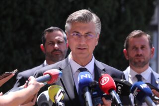 Split: Izjave za medije nakon sastanka Plenkovića sa Šutom i Bobanom u Splitu