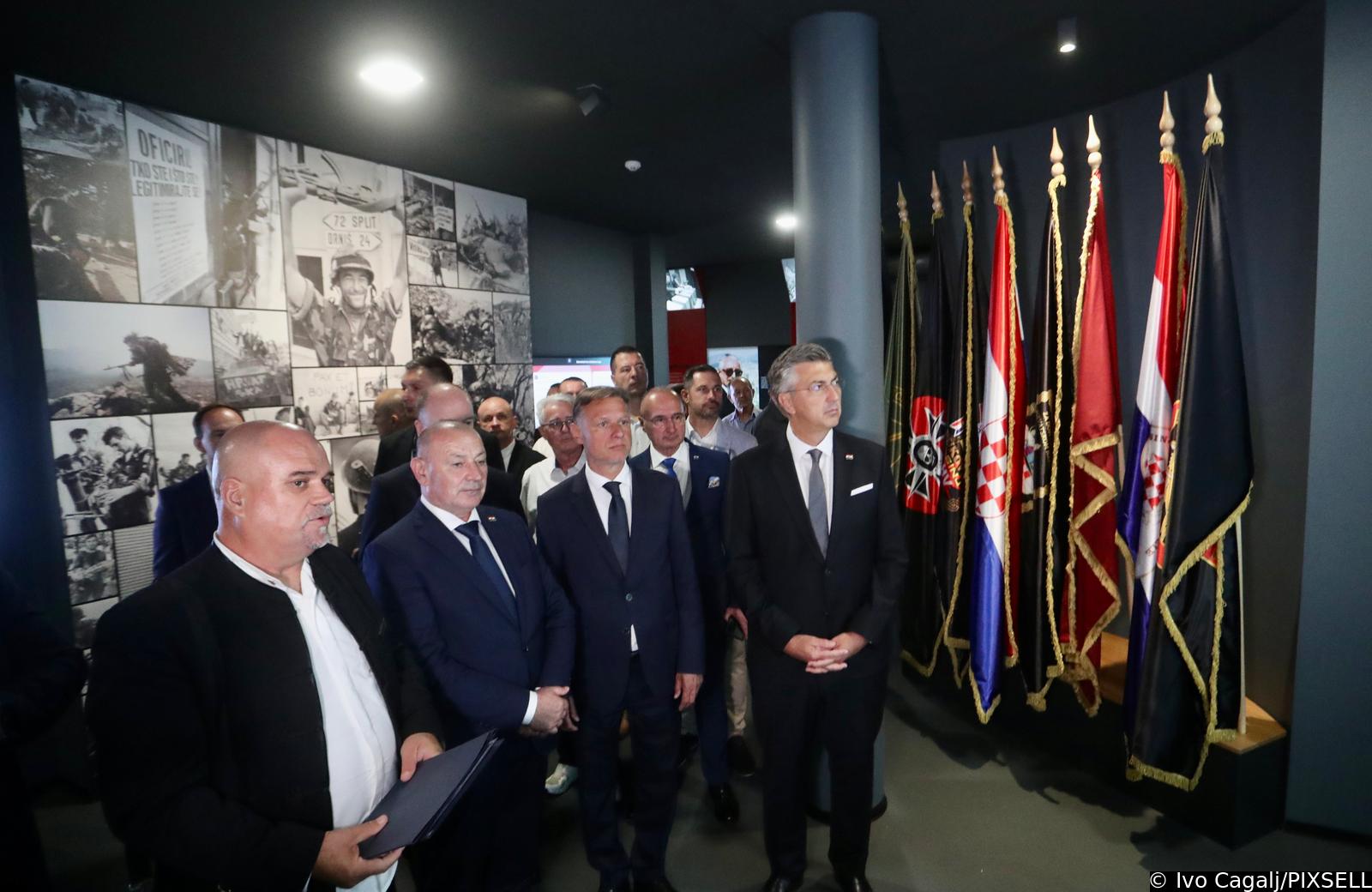 Sinj: Otvorena Spomen soba hrvatskih branitelja Sinja i cetinskoga kraja