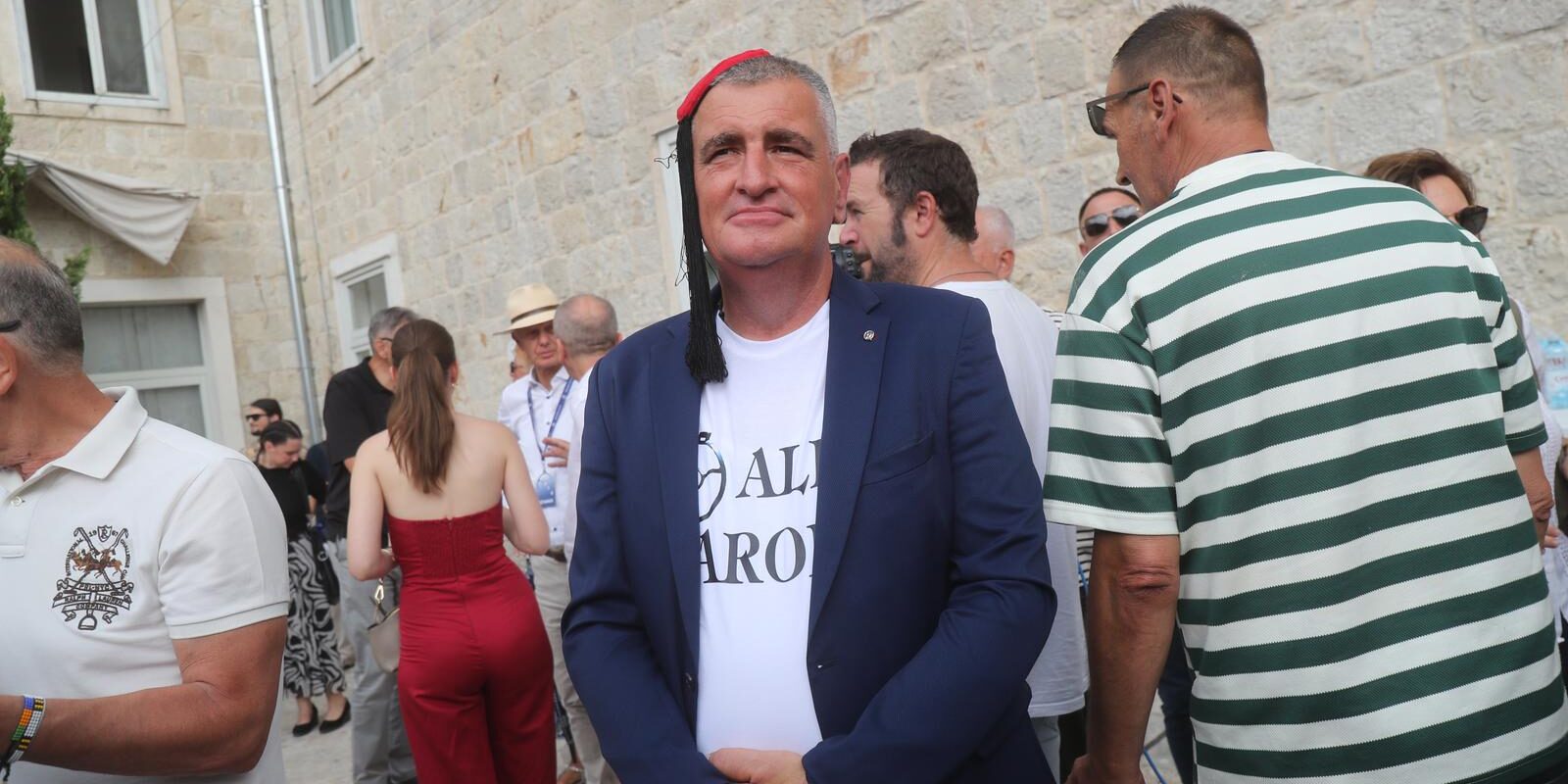 Sinj: Visoki držvni uzvanici na prijemu u alkarskim dvorima povodom 310. Sinjske alke