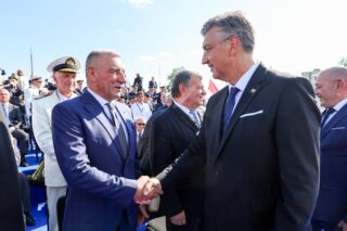 Zagreb: Uzvanici na vojnom mimohodu u povodu 30. obljetnice VRO Oluja