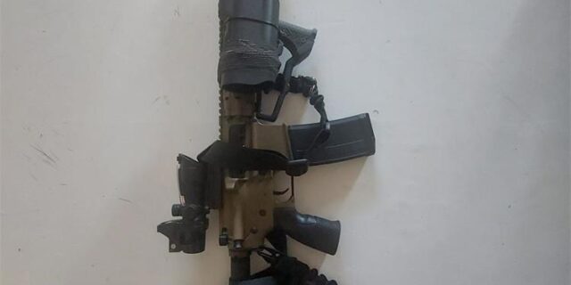 Airsoft -replika puške
