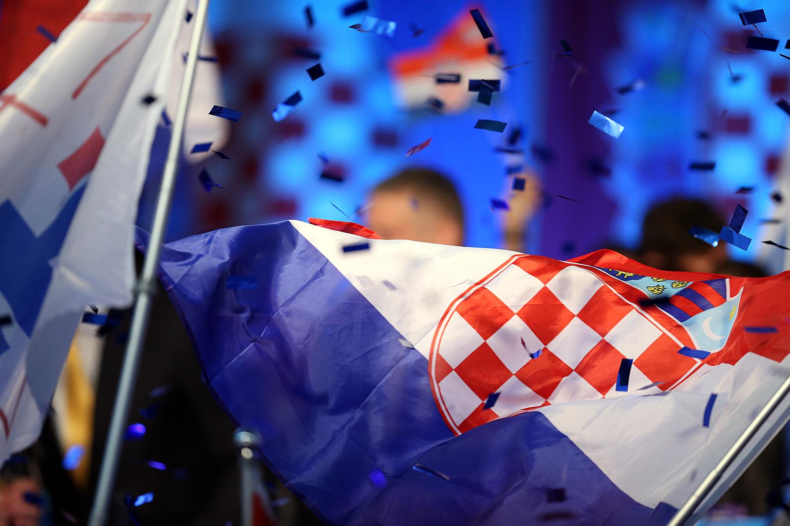 08.11.2015. Tomislav Karamarko obratio se simpatizerima i bira?ima nakon objave rezultata izbora DIP-a